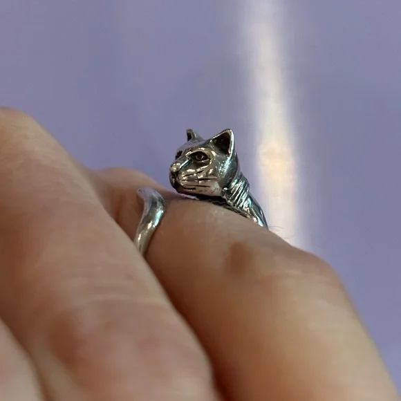 Silver Cat Ring - Picture 11 of 14
